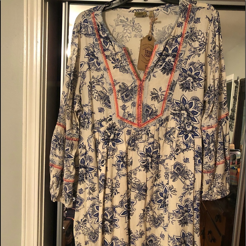 True Craft long sleeve dress!